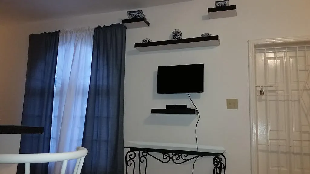 אוצ'ו ריוס Sky Castles Apt J3 דירה